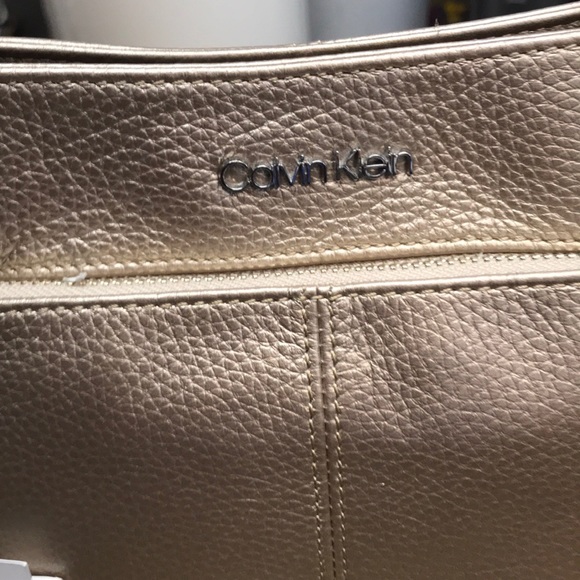 Calvin Klein Pocketbook with dust bag NWT - Picture 3 of 8